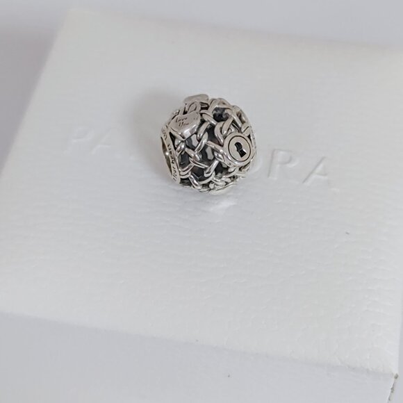 Pandora Openwork Chain Link Padlock Charm S925 Sterling Silver with box - Picture 3 of 6